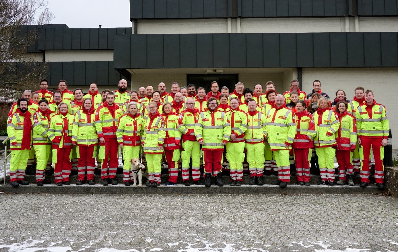 Katastrophenhilfsdienst Gruppenfoto